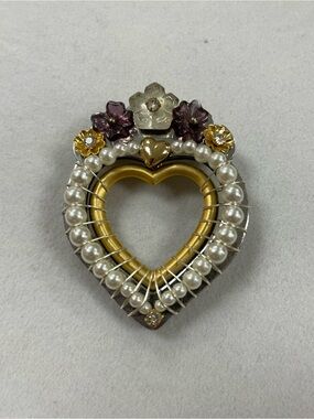 Liztech Endless Pearls Heart Hand-Crafted Brooch